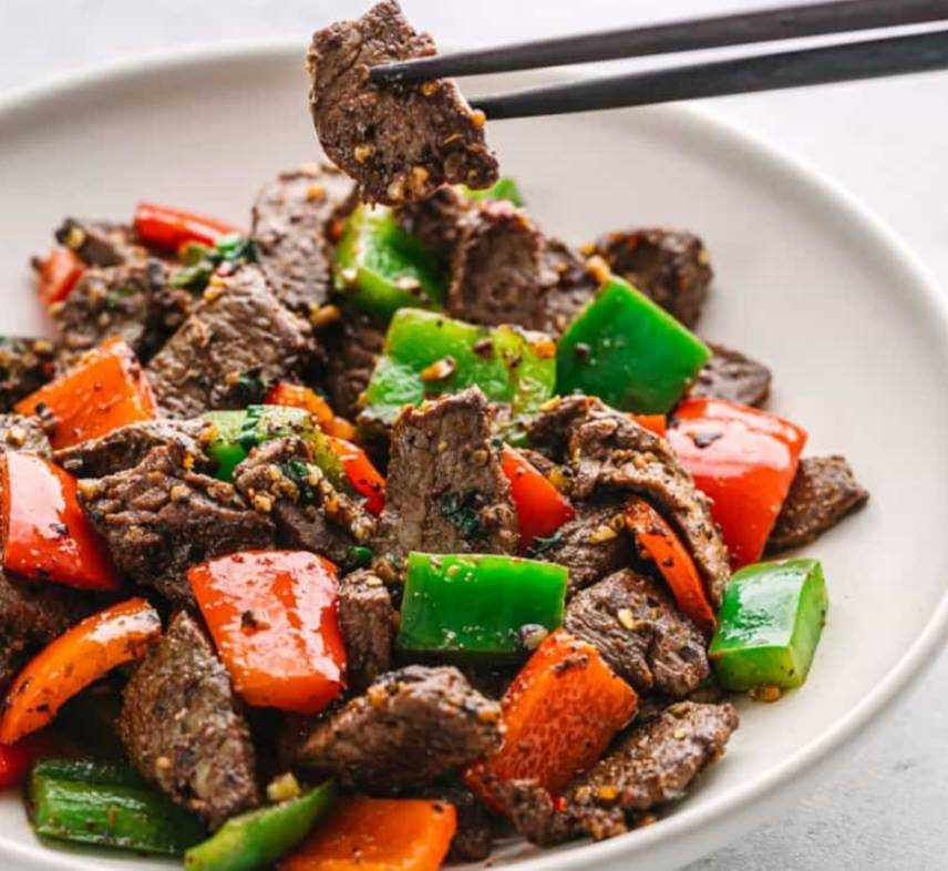 Hunan Beef with Vegetables in Garlic Sauce 
