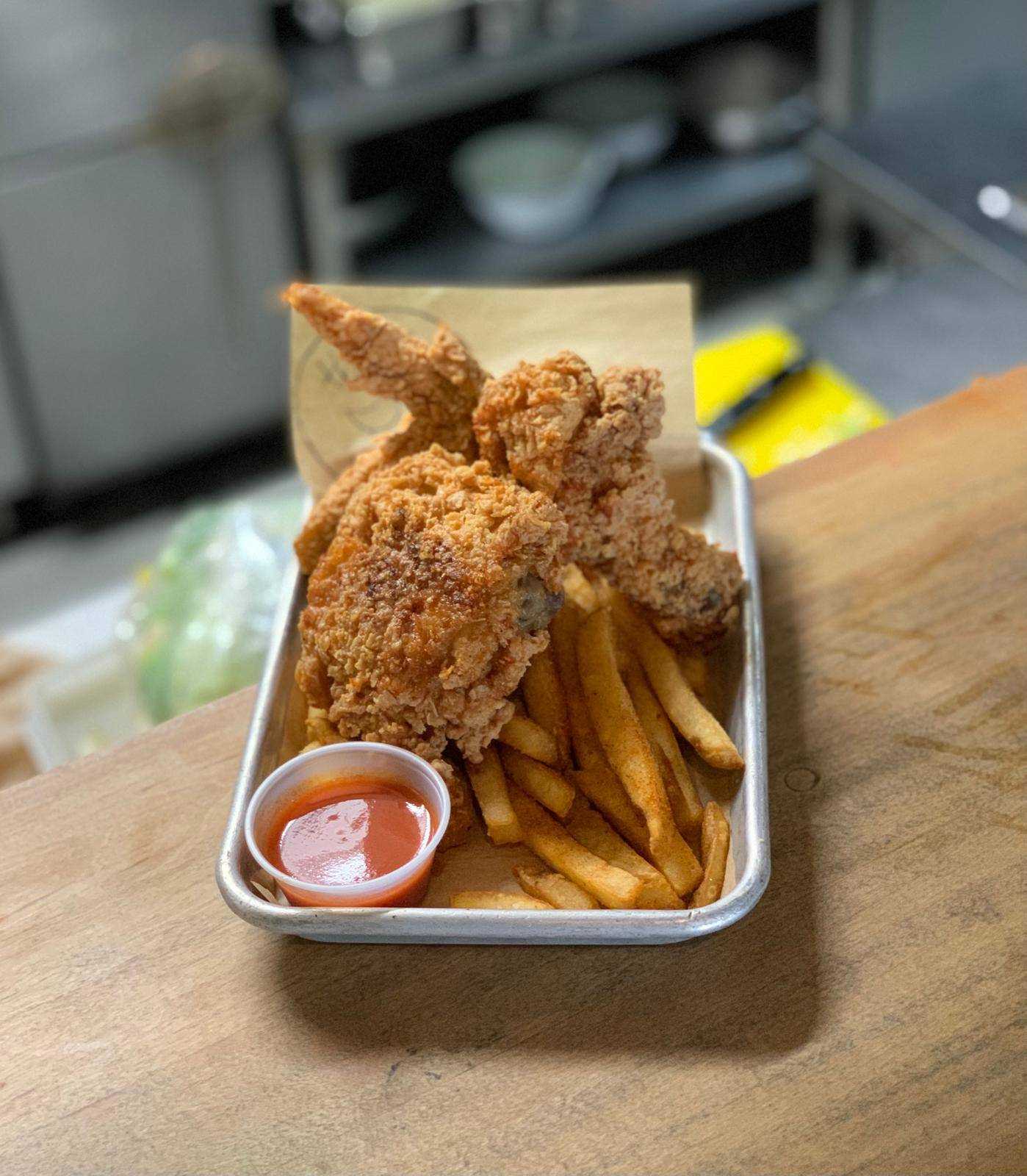 FRIED CHICKEN- 5 PIECE COMBO