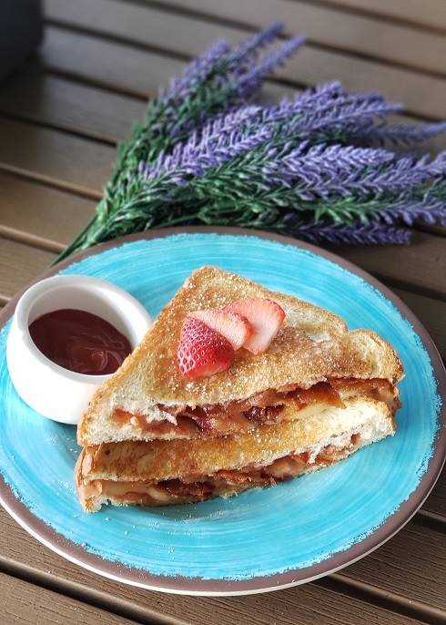 Bacon- Cheese- Ketchup Sandwich