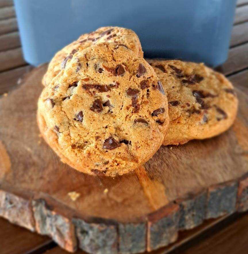 Chocolate Chip Cookie