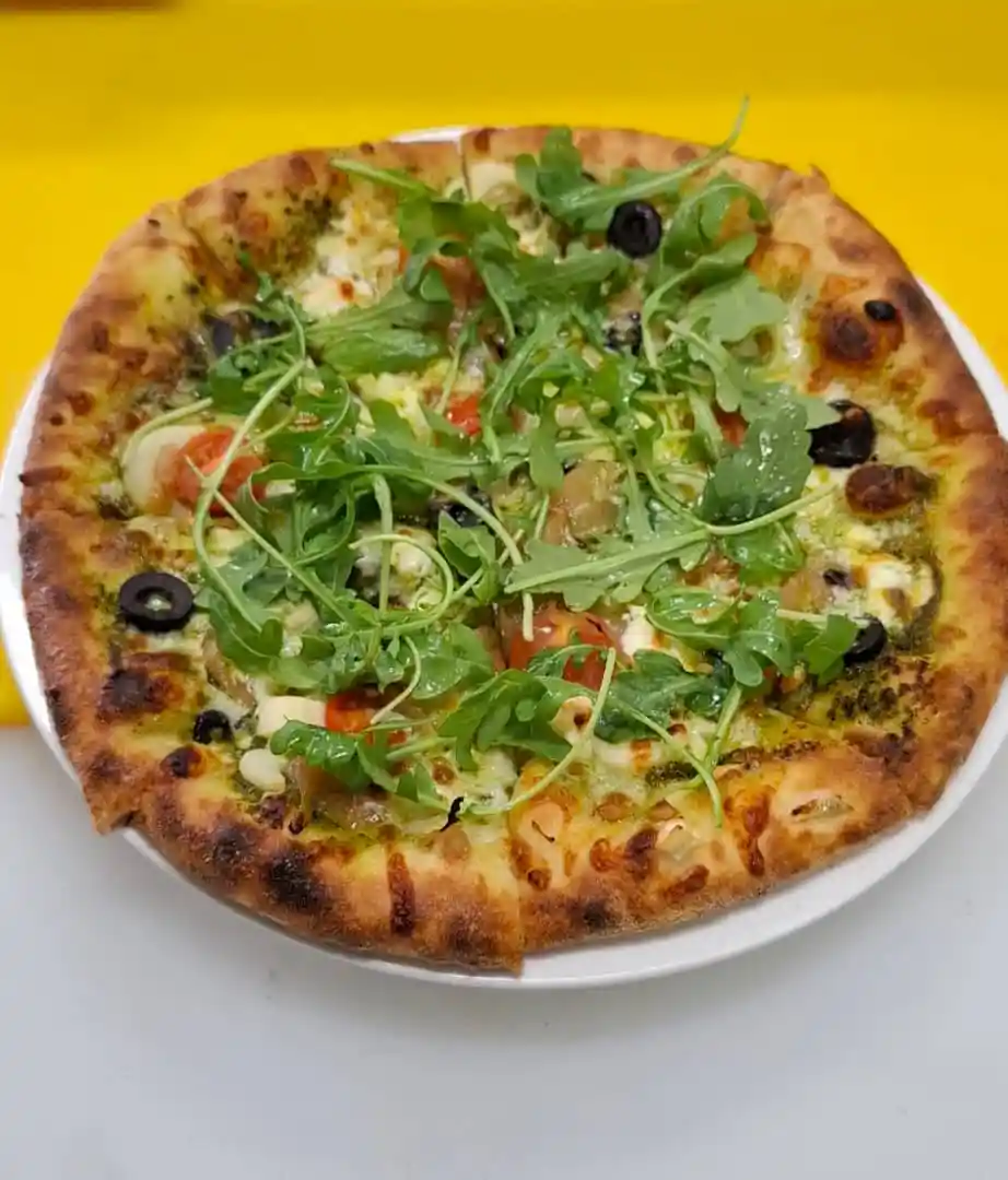 GREEK ISLAND PESTO PIZZA