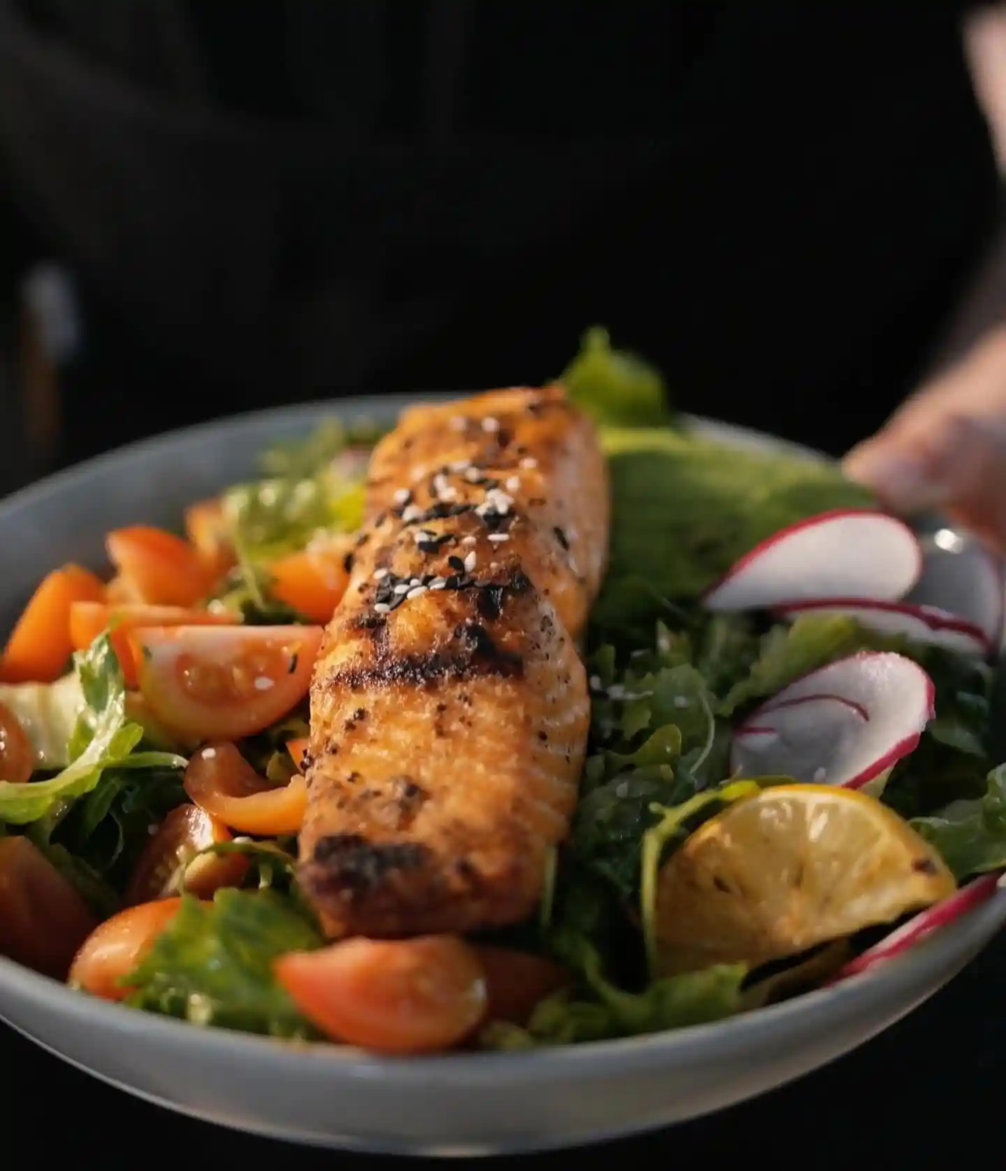 GRILLED SALMON SALAD