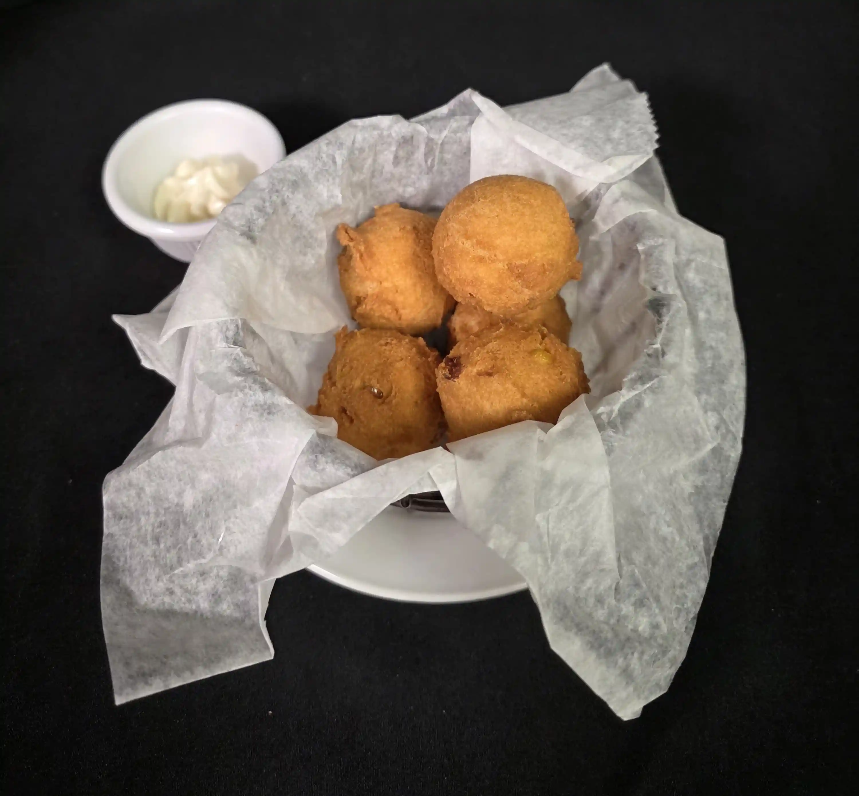 Hush Puppies (V)