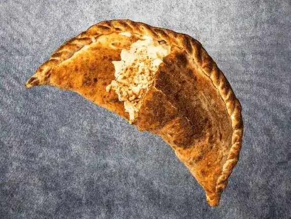 Margherita (V) Calzone