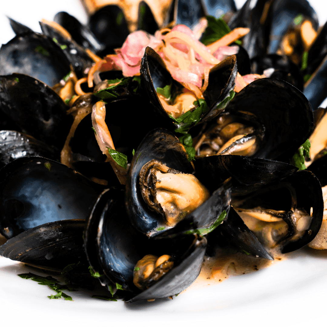 Coconut Steamed PEI Mussels 