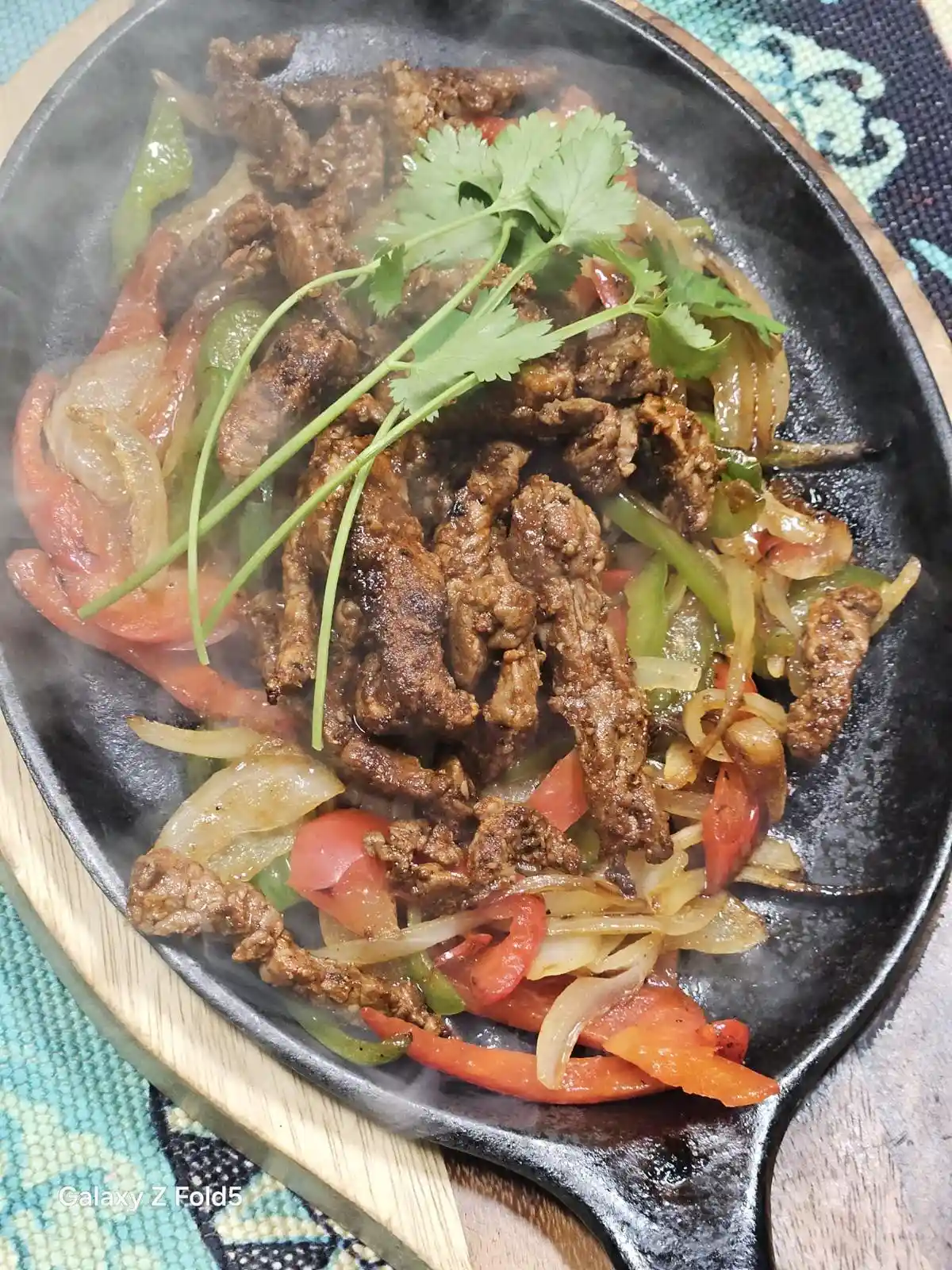 SIZZLING FAJITAS 