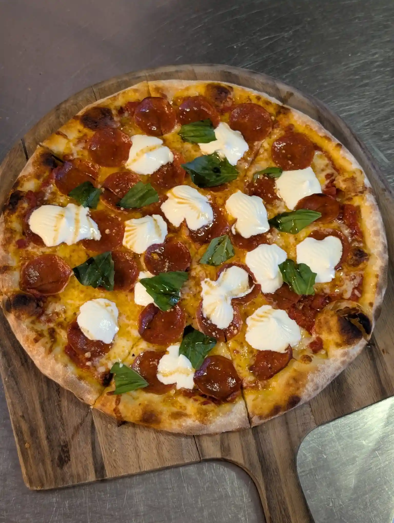 Salty's Specialty Pizza