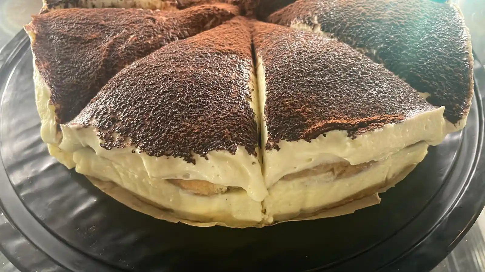 Tiramisu Cake