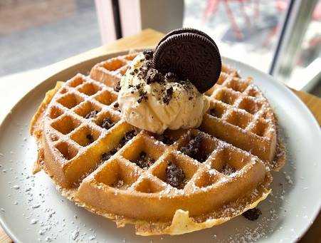 Cookies & Cream Waffle